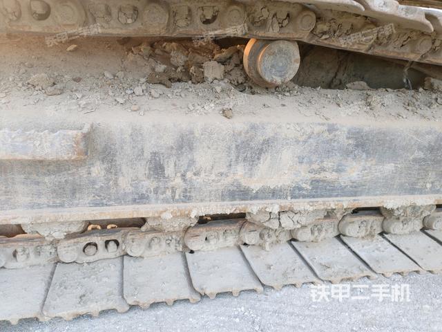 右侧行走马达盖板(行走机构) 右侧行走马达盖板(行走机构)