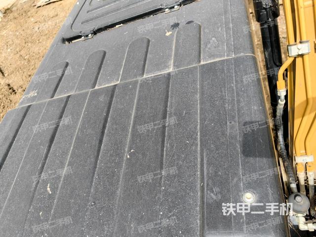 驾驶室顶部俯视(上车部件) 驾驶室顶部俯视(上车部件)