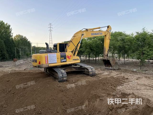 整機(jī)右后45°(整機(jī)外觀) 整機(jī)右后45°(整機(jī)外觀)