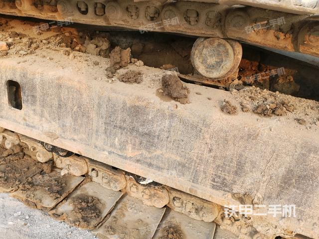 左驱动轮(行走机构) 左驱动轮(行走机构)