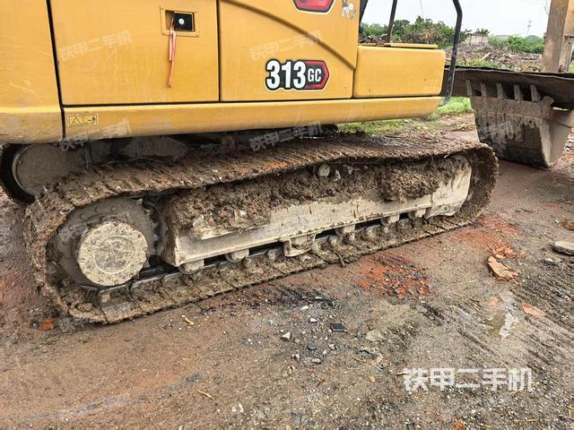 单侧履带整体(整机外观) 单侧履带整体(整机外观)