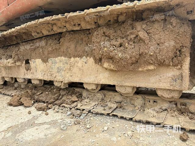 左側(cè)行走馬達(dá)蓋板(行走機(jī)構(gòu)) 左側(cè)行走馬達(dá)蓋板(行走機(jī)構(gòu))