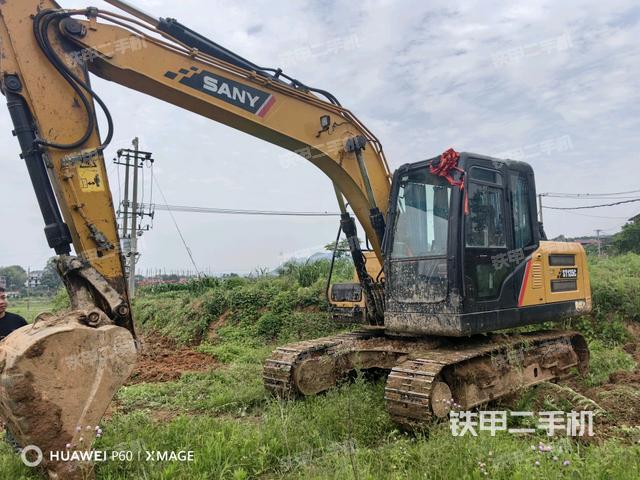 三一重工SY135C挖掘機