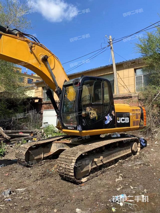 驾驶室整体（整机外观）