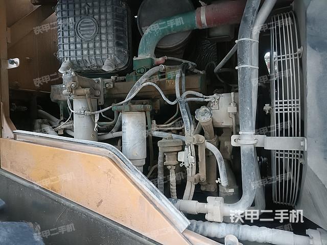 發(fā)動機左側(cè)（整機外觀及大件）