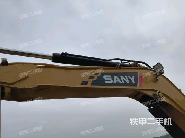 大臂整體?右側(cè)（工作和回轉(zhuǎn)裝置）