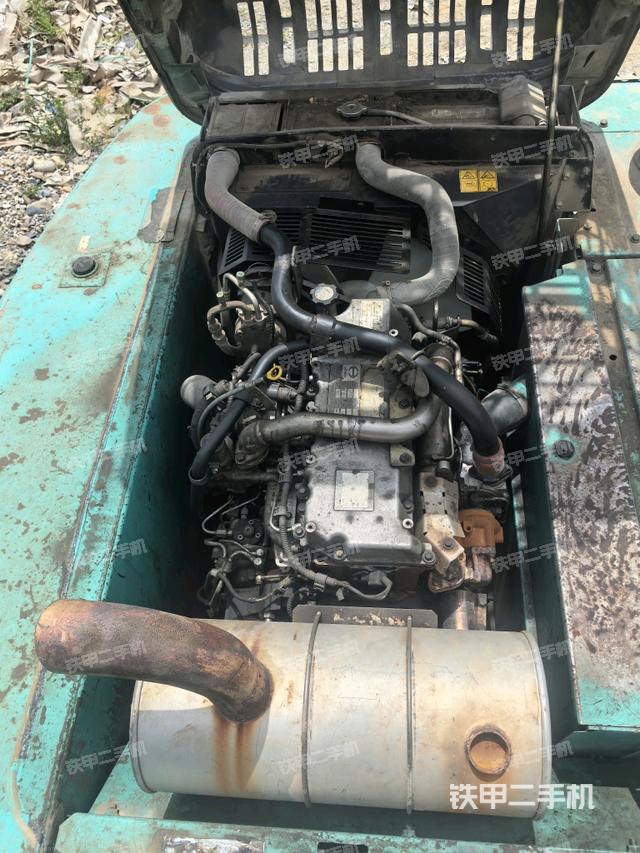 發(fā)動機室(上車部件) 發(fā)動機室(上車部件)