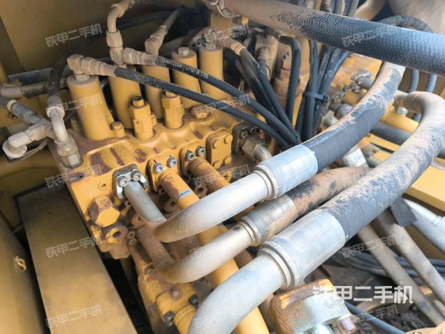 氣門室蓋螺絲特寫(上車部件) 氣門室蓋螺絲特寫(上車部件)