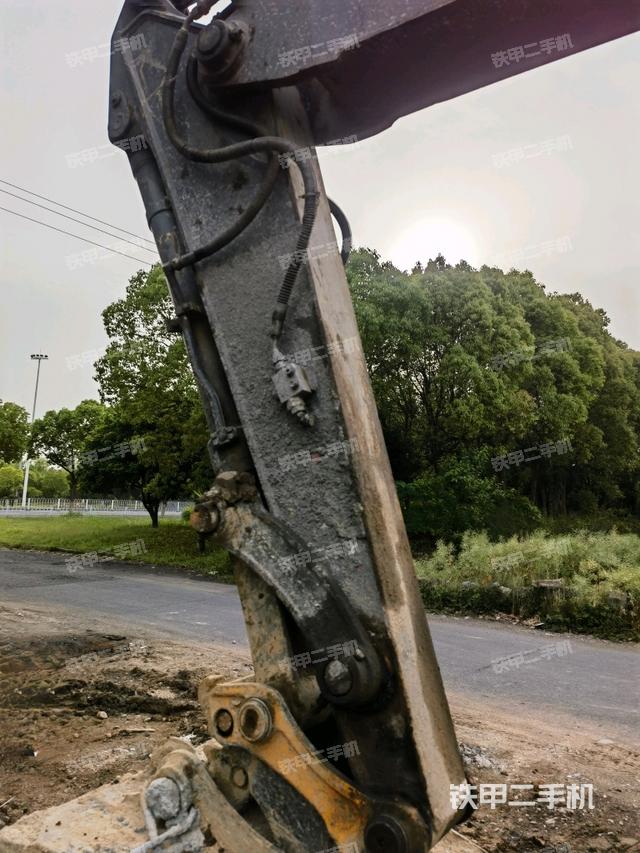 小臂整體左后（工作和回轉(zhuǎn)裝置）