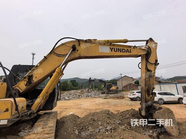 大臂整體?右側(cè)(工作和回轉(zhuǎn)裝置) 大臂整體?右側(cè)(工作和回轉(zhuǎn)裝置)