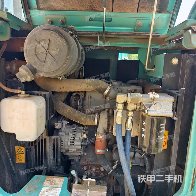 發(fā)動(dòng)機(jī)整體俯視(整機(jī)外觀) 發(fā)動(dòng)機(jī)整體俯視(整機(jī)外觀)