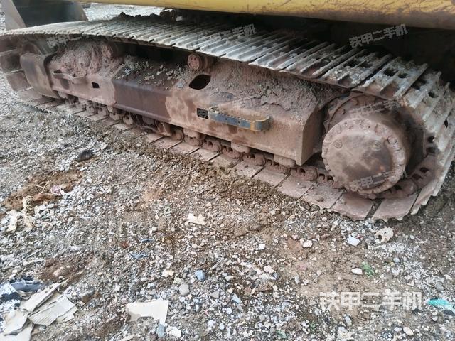 左側(cè)履帶整體?(行走機(jī)構(gòu)) 左側(cè)履帶整體?(行走機(jī)構(gòu))
