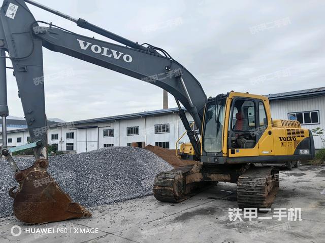 沃爾沃EC210B挖掘機(jī)