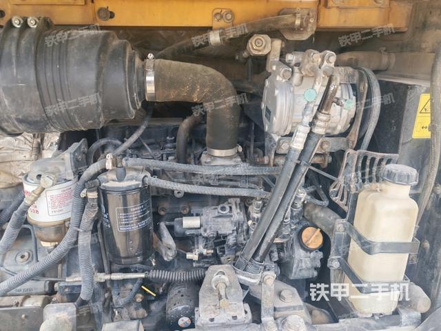 發(fā)動機室(上車部件) 發(fā)動機室(上車部件)