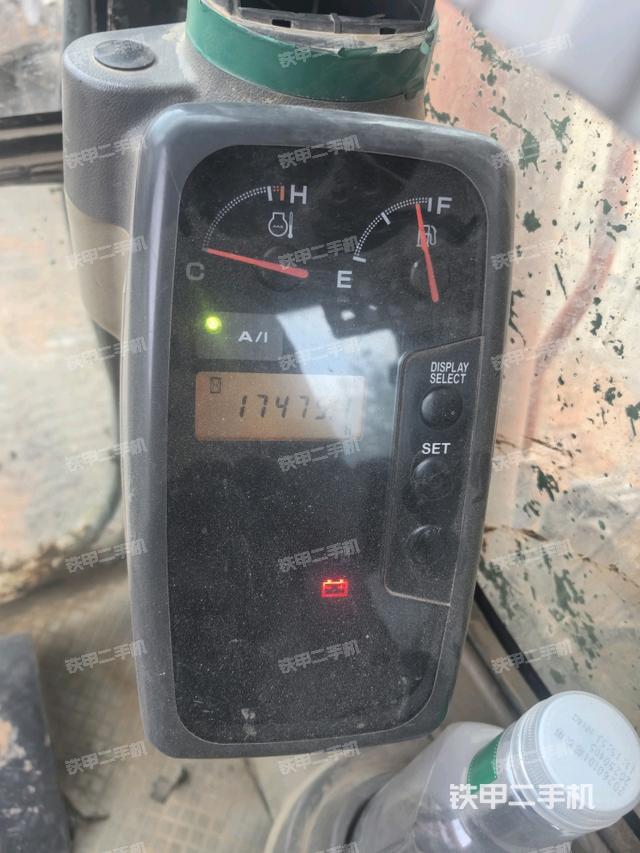 顯示屏?(駕駛室部分) 顯示屏?(駕駛室部分)