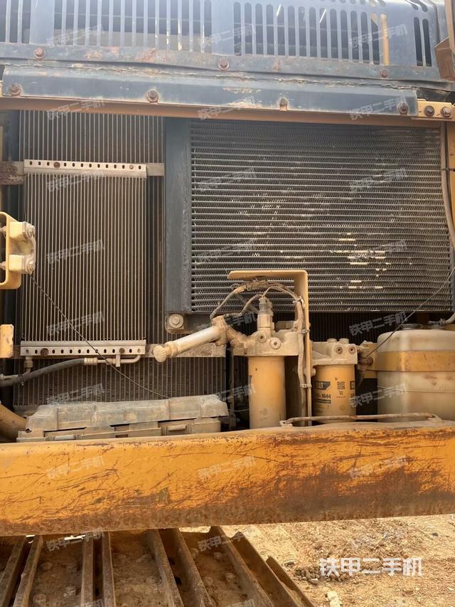 電瓶（大件艙室）