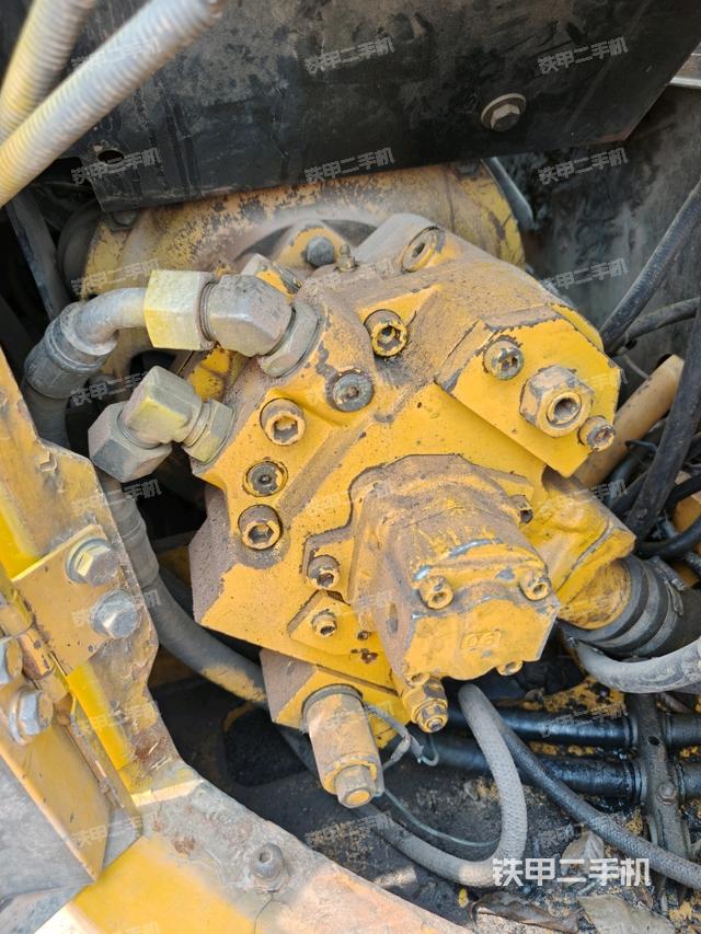 液壓泵室(大件艙室) 液壓泵室(大件艙室)