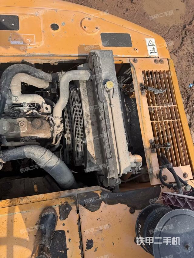 發(fā)動機室(上車部件) 發(fā)動機室(上車部件)