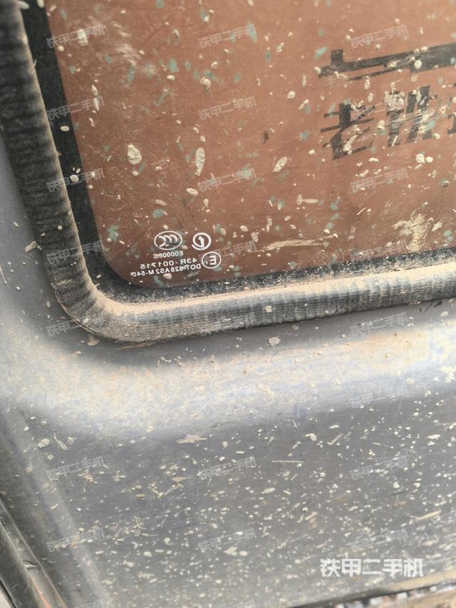 后窗玻璃角標(biāo)(駕駛室部分) 后窗玻璃角標(biāo)(駕駛室部分)