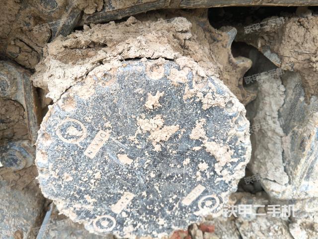 右驅(qū)動(dòng)輪(行走機(jī)構(gòu)) 右驅(qū)動(dòng)輪(行走機(jī)構(gòu))