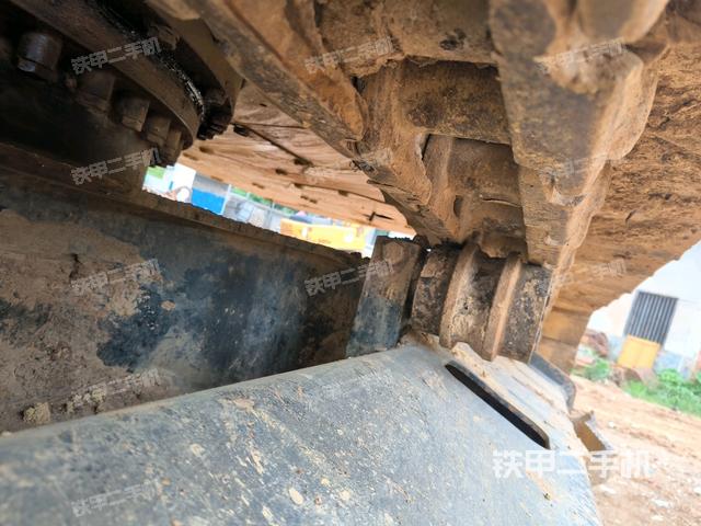 右導(dǎo)向輪(行走機(jī)構(gòu)) 右導(dǎo)向輪(行走機(jī)構(gòu))