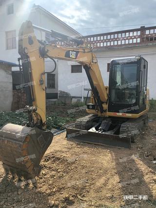 卡特彼勒CAT®305.5E2 小型液压挖掘机实拍图片