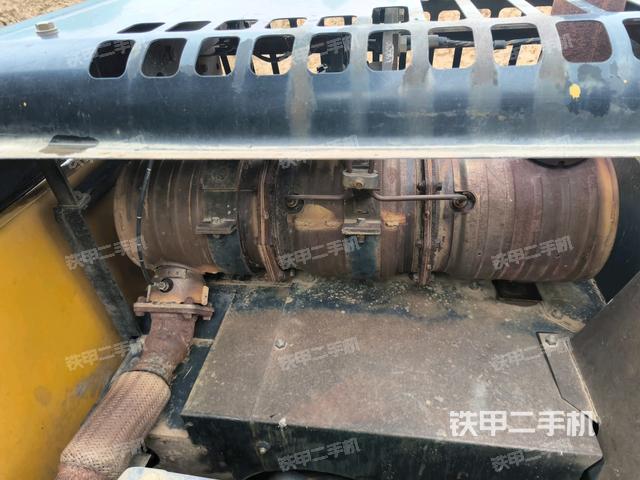 發(fā)動(dòng)機(jī)室(上車部件) 發(fā)動(dòng)機(jī)室(上車部件)
