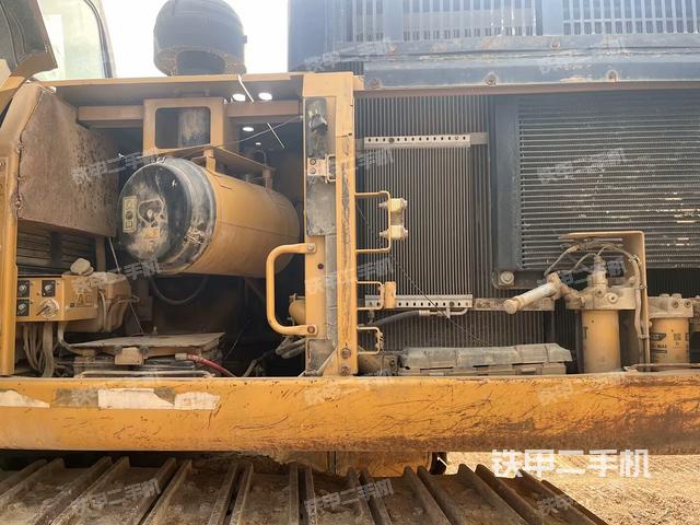 散熱器正面（大件艙室）