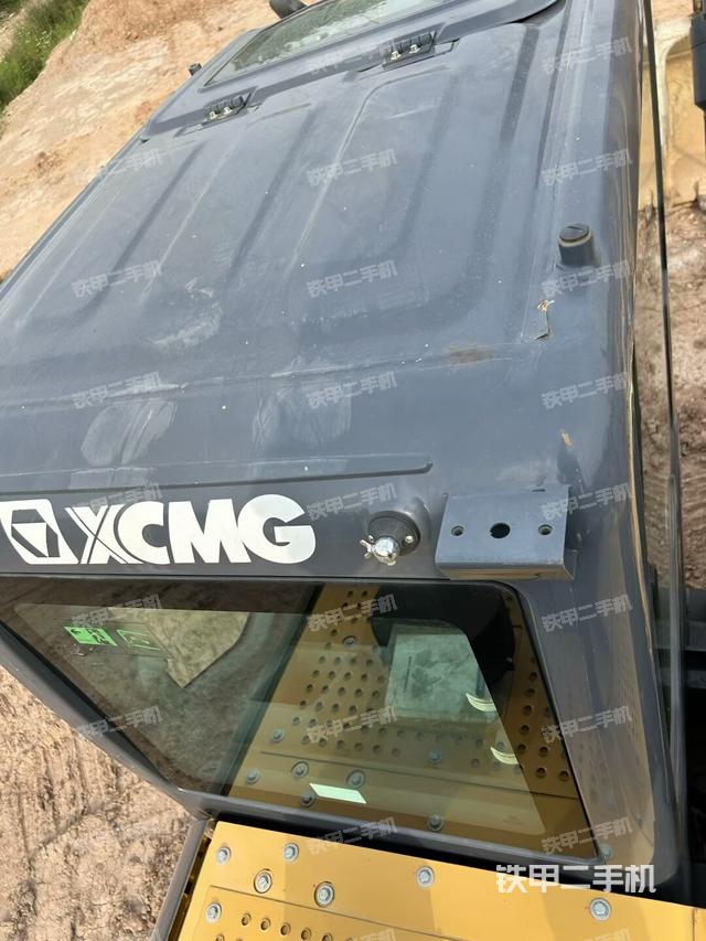 駕駛室頂部俯視(上車部件) 駕駛室頂部俯視(上車部件)