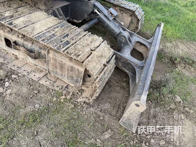 左側(cè)履帶整體?(行走機構(gòu)) 左側(cè)履帶整體?(行走機構(gòu))