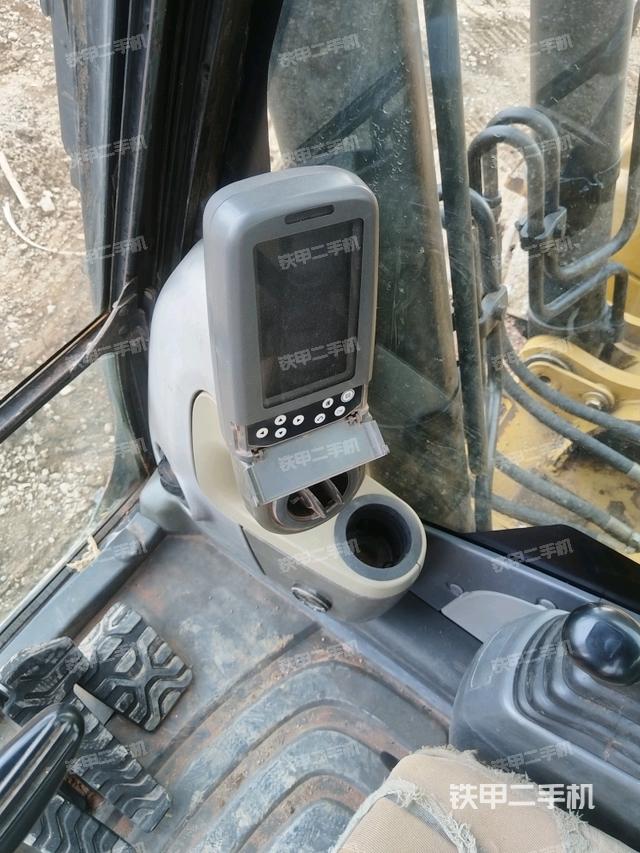 顯示屏?(駕駛室部分) 顯示屏?(駕駛室部分)