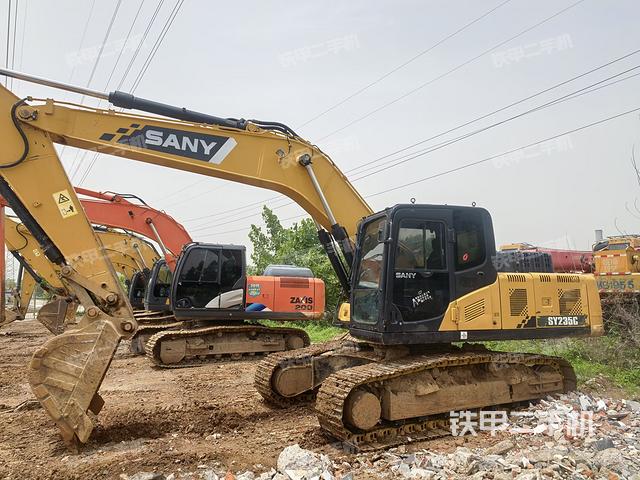 三一重工SY205C挖掘機(jī)