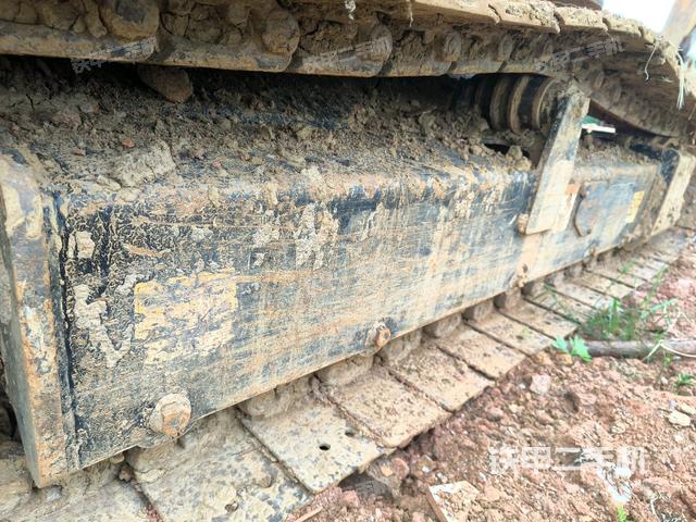 左側(cè)行走馬達蓋板（行走機構(gòu)）