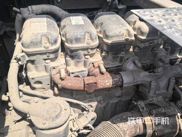 發(fā)動機整體俯視(整機外觀) 發(fā)動機整體俯視(整機外觀)