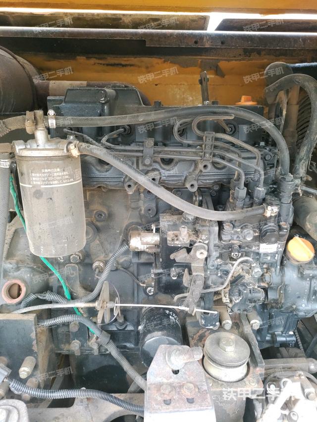 發(fā)動機整體俯視(整機外觀) 發(fā)動機整體俯視(整機外觀)