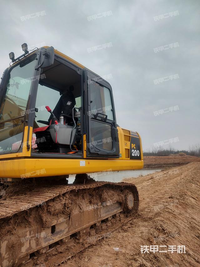 驾驶室整体（整机外观）