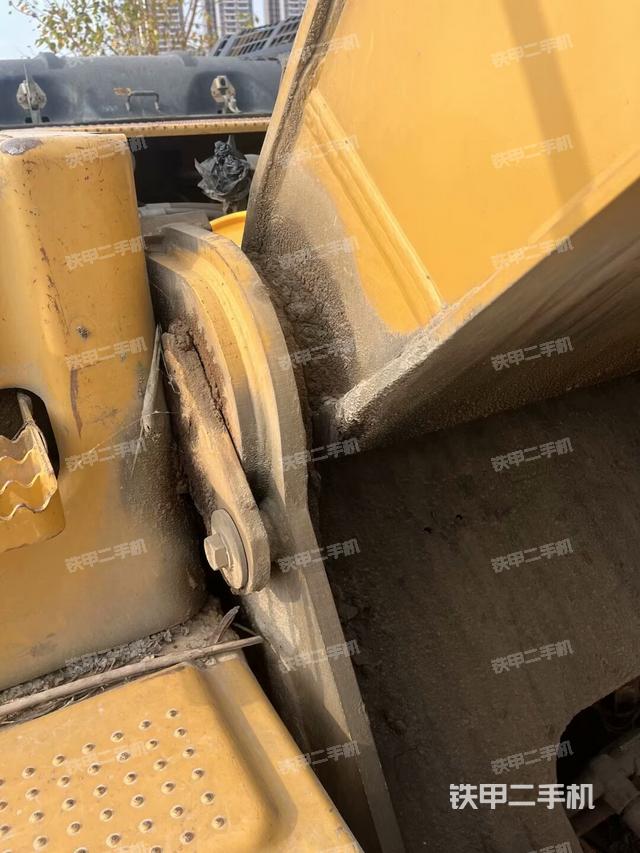 大臂背部俯視（工作和回轉(zhuǎn)裝置）