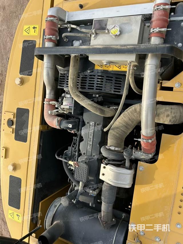 發(fā)動機室(上車部件) 發(fā)動機室(上車部件)