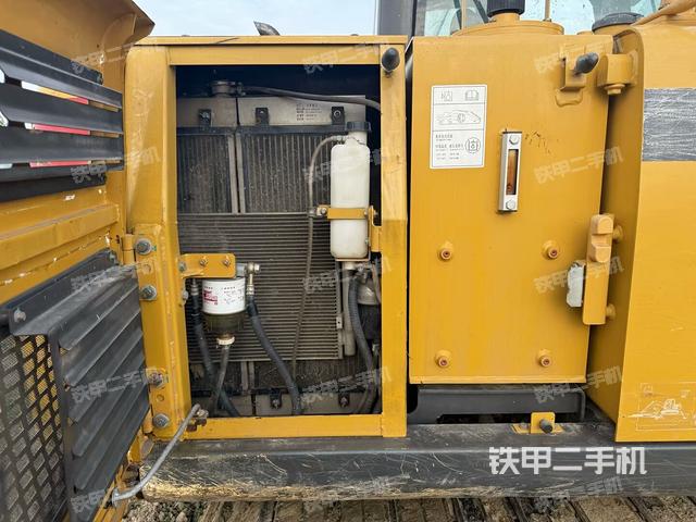 散熱器室(大件艙室) 散熱器室(大件艙室)