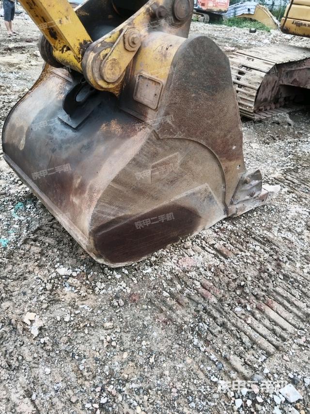 鏟斗45度(工作和回轉(zhuǎn)裝置) 鏟斗45度(工作和回轉(zhuǎn)裝置)