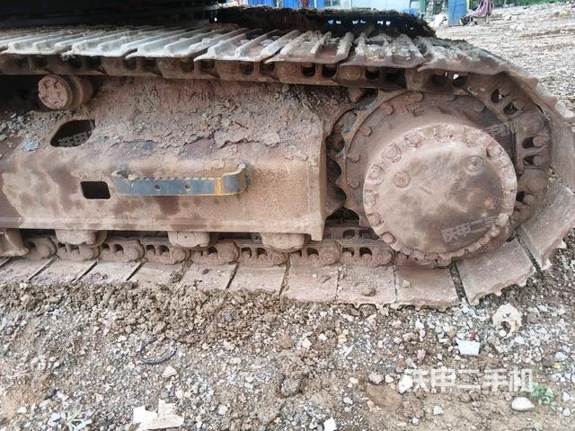 左驅(qū)動(dòng)輪(行走機(jī)構(gòu)) 左驅(qū)動(dòng)輪(行走機(jī)構(gòu))