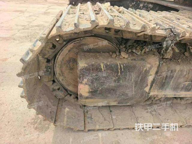 单侧履带整体（整机外观）