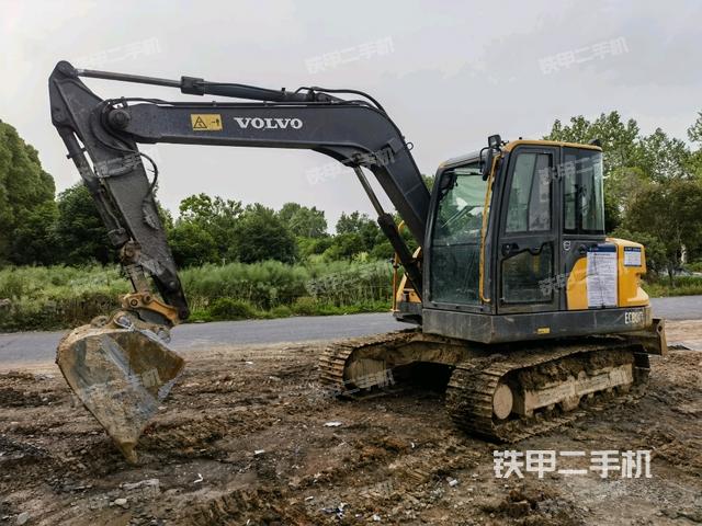 沃爾沃EC80D挖掘機(jī)