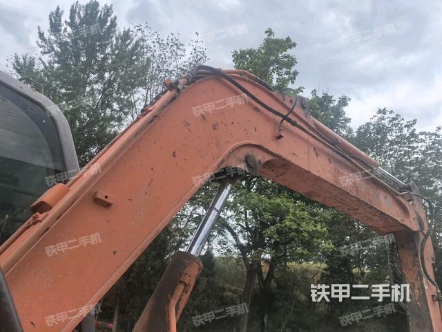 大臂整體?右側(cè)(工作和回轉(zhuǎn)裝置) 大臂整體?右側(cè)(工作和回轉(zhuǎn)裝置)