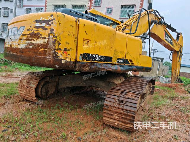 右后45(整机外观) 右后45(整机外观)