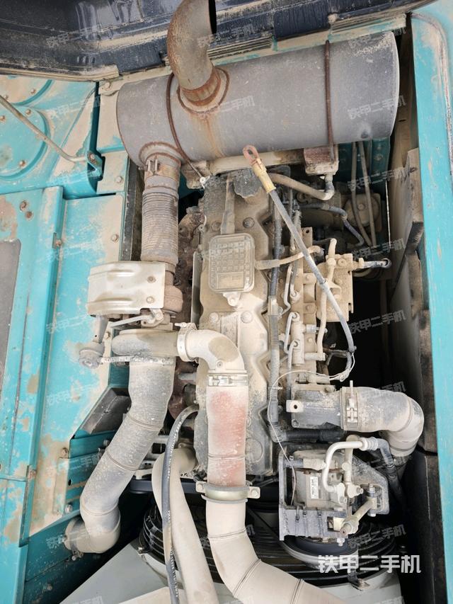 發(fā)動(dòng)機(jī)室(上車部件) 發(fā)動(dòng)機(jī)室(上車部件)