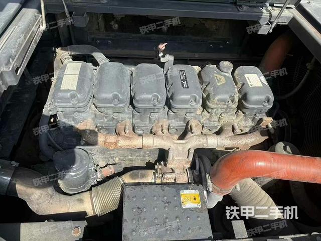 發(fā)動(dòng)機(jī)整體俯視(整機(jī)外觀) 發(fā)動(dòng)機(jī)整體俯視(整機(jī)外觀)