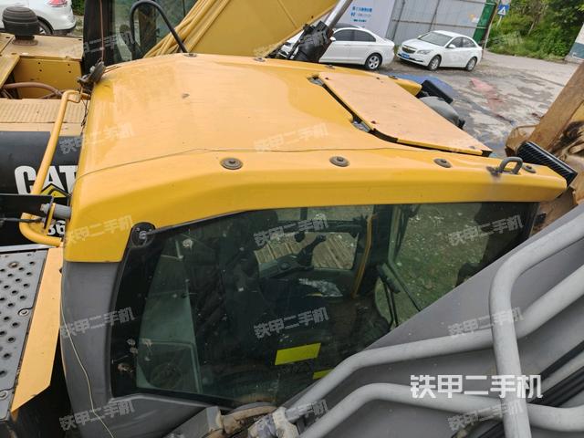 氣門(mén)室蓋螺絲特寫(xiě)(上車部件) 氣門(mén)室蓋螺絲特寫(xiě)(上車部件)