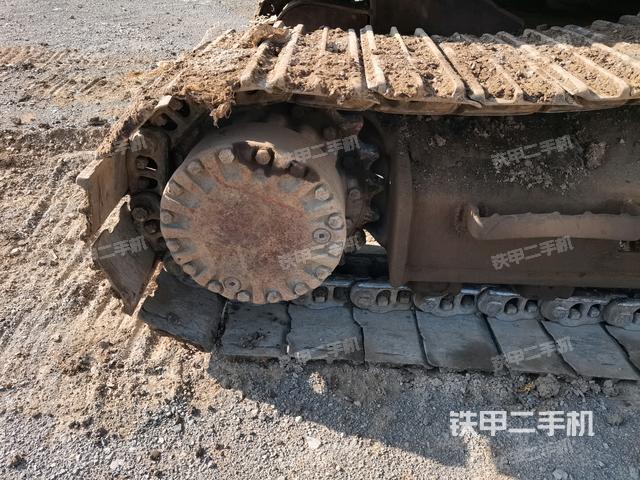 左侧行走马达盖板(行走机构) 左侧行走马达盖板(行走机构)