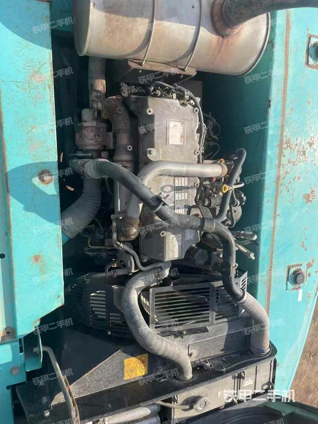 發(fā)動(dòng)機(jī)整體俯視(整機(jī)外觀) 發(fā)動(dòng)機(jī)整體俯視(整機(jī)外觀)